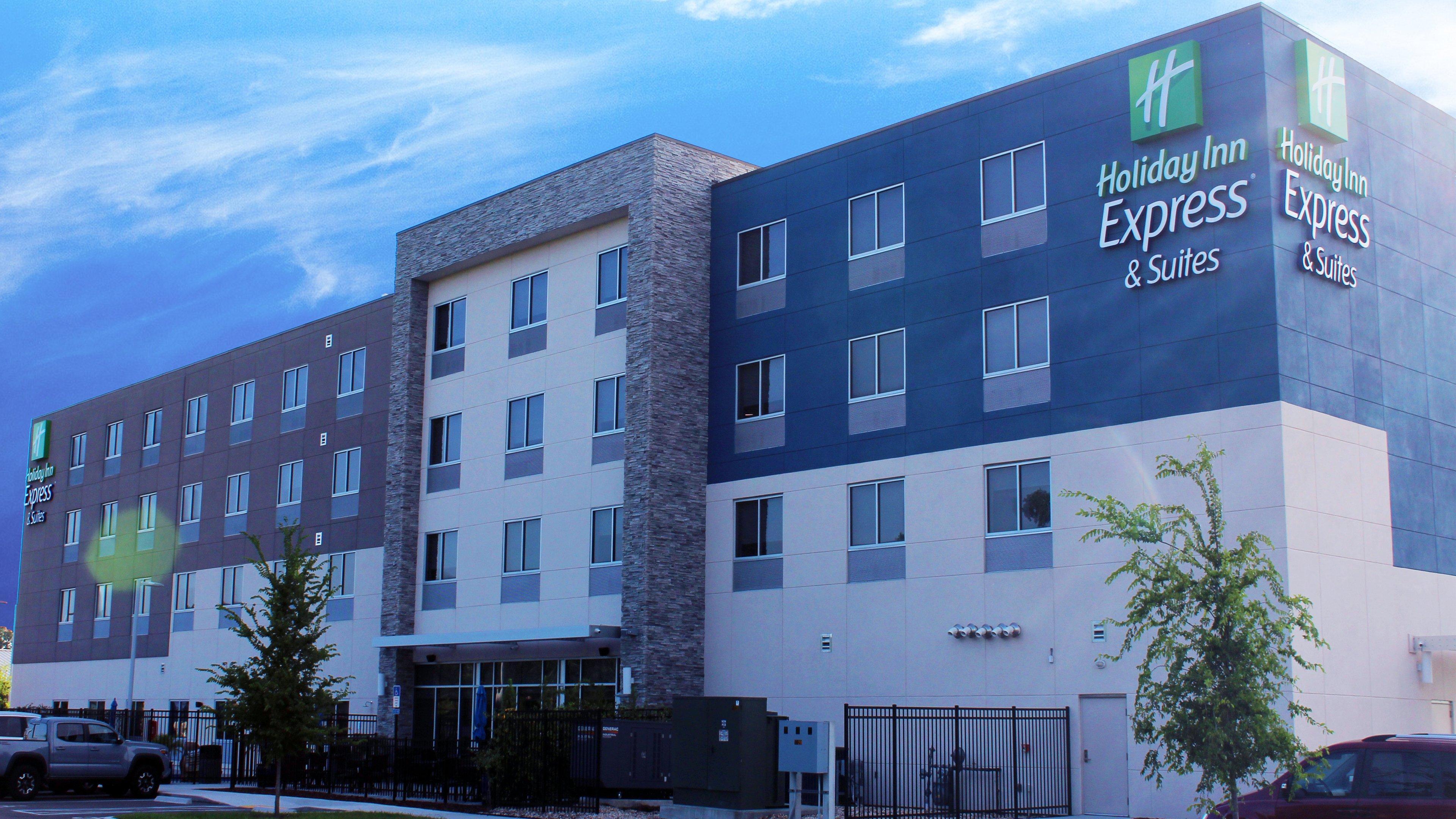 Holiday Inn Express & Suites - Jacksonville W - I295 And I10 By Ihg Екстериор снимка